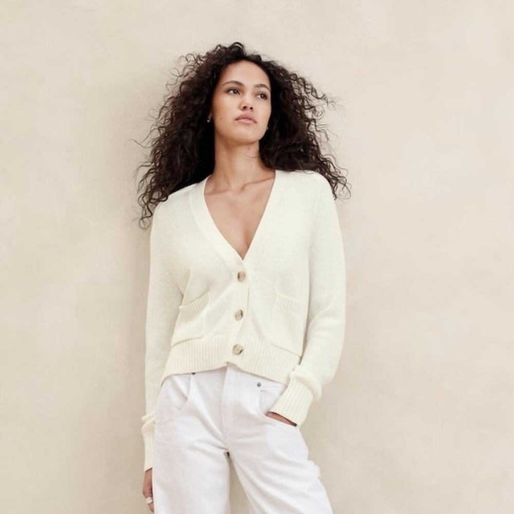 Banana Republic Women's Ivory Cardigan Sweater